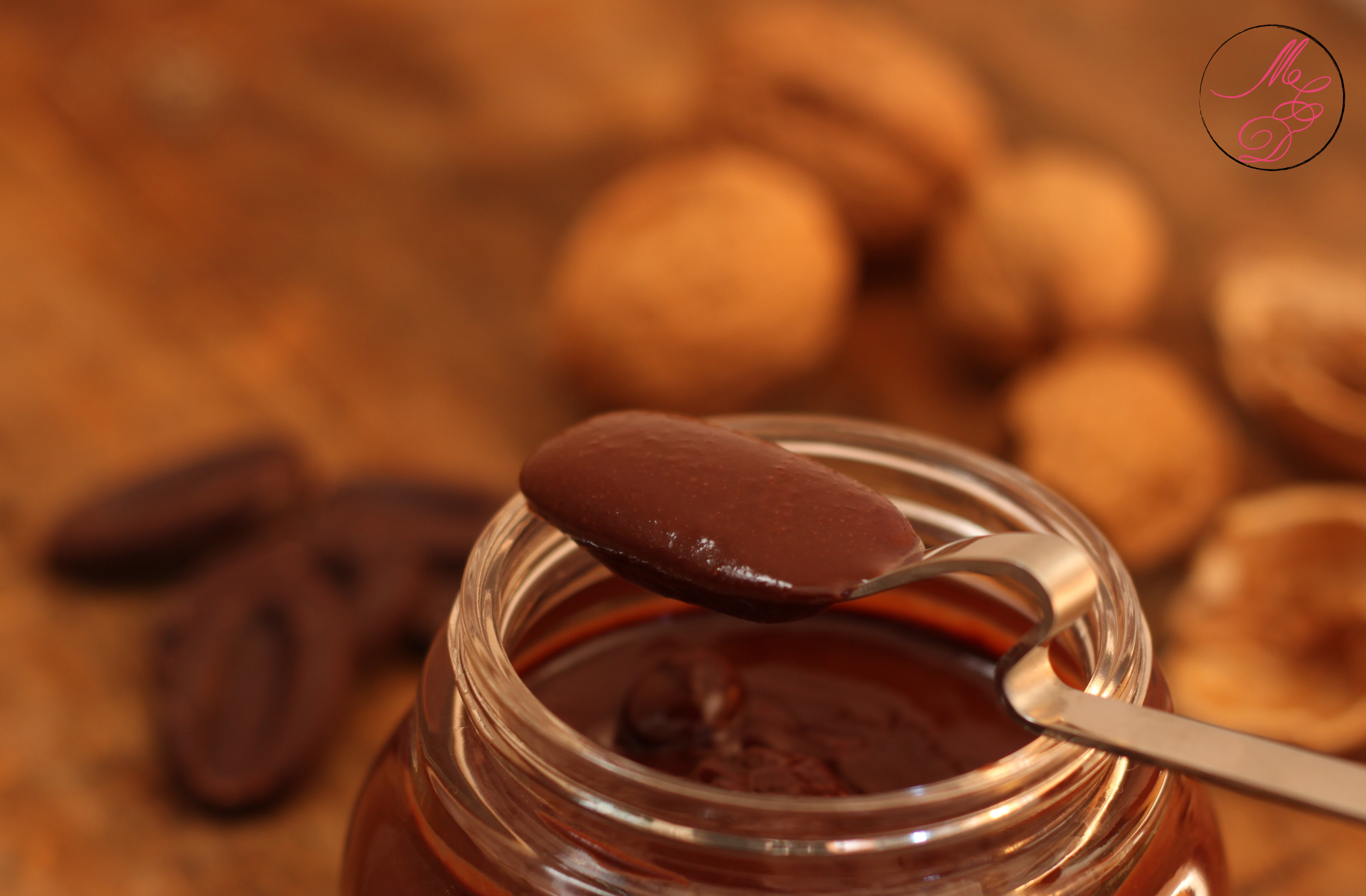 Pâte à tartiner au chocolat noir & noix